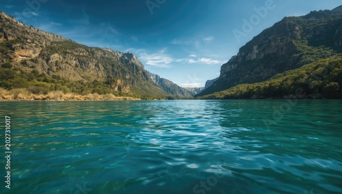 Clear turquoise river glidi...