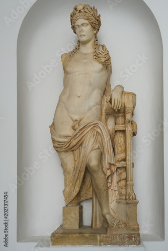ruínas romanas gregas antigas estátua clássica
