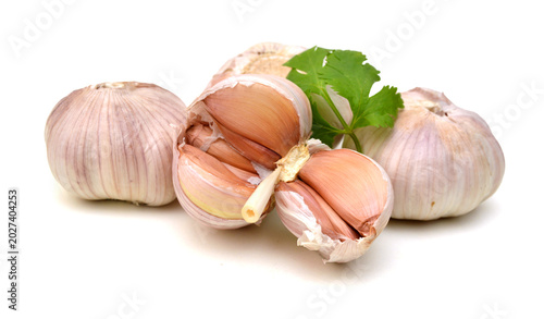 Φωτογραφία Garlic isolated on white background
