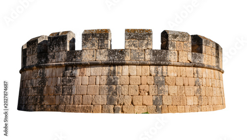 Foto Ancient stone fortress battlement weathered texture, isolated on transparent bac