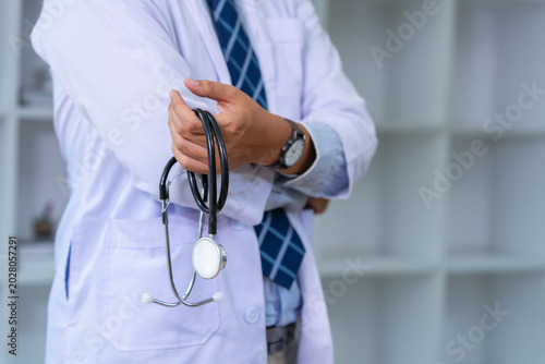 Billede på lærred Healthcare professional with stethoscope in clinical setting medical field portr