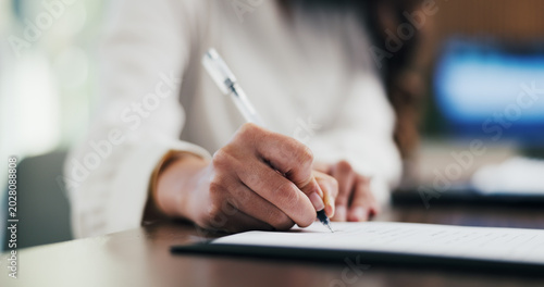 Quadro su tela Woman, hands and lawyer writing with contract for legal agreement, signature or testimony in office