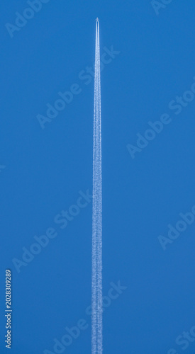 Flugzeug, Kondensstreifen, Himmel