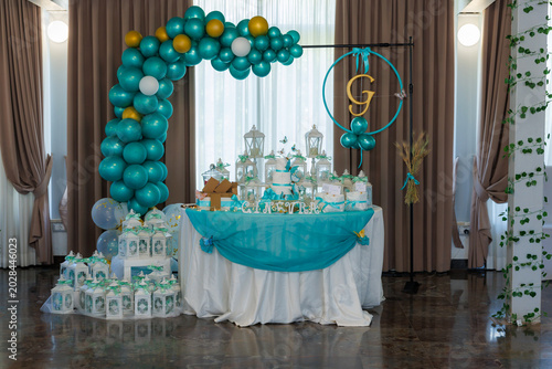 Foto wedding, gift, party, decoration, box, celebration, bride and groom, reception,