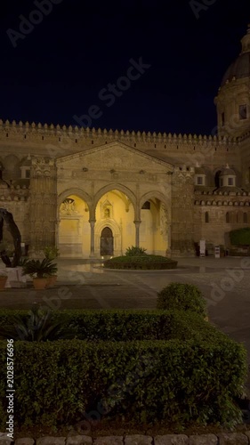 Night video of the facade of Palermo Cathedral