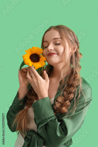 Young woman with beautiful ...
