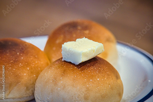 洋風な食事にぴったりなおいしいテーブルロール