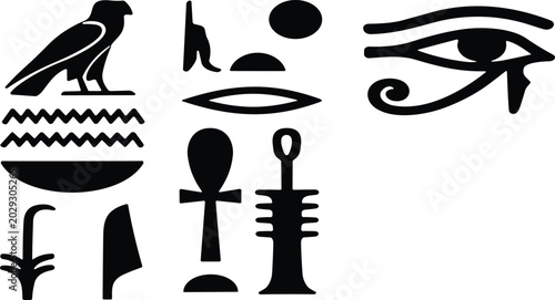 Foto Ancient Egyptian Hieroglyphs and Symbols Set Featuring Eye of Horus Ankh Falcon