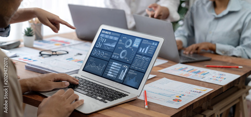 Foto Business data dashboard provide business intelligence analytic for marketing str