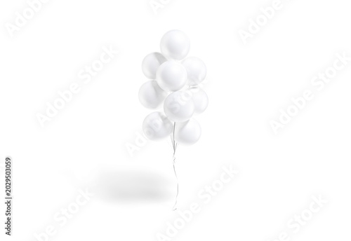 Blank white round balloon bouquet mockup png, transparent background, 3d rendering. Empty tapered decoration levitation balloons mock up cut out. Clear bunch of mylar or foil pillar template.