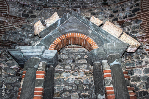 Fotografie Gamzigrad, Serbia - The preserved remains of the Roman Emperor Galerius Maximian
