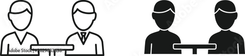 Foto Two people icons with and without fill