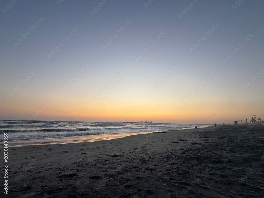 Fototapeta premium Sunset on the Beach