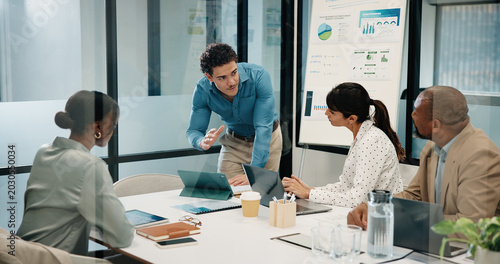 Tableau sur toile Meeting, tablet and people with presentation for data analytics, proposal or explain strategy