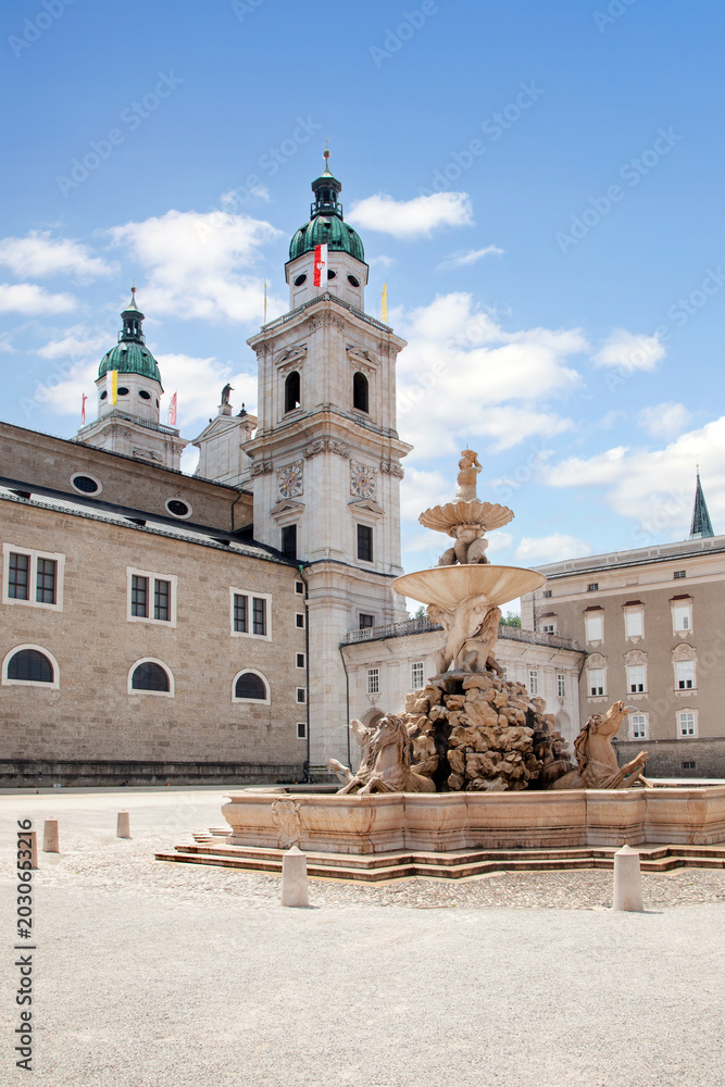 Obraz premium Salzburg, Dom, Residenzplatz
