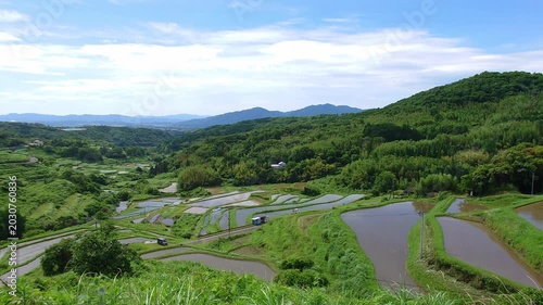 水田と空（大分県別府市内成）