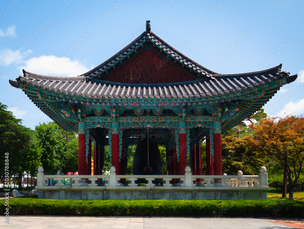 Obraz premium The landmark pavilion in Daegu City public park in Gyeongsangbuk‑do, South Korea