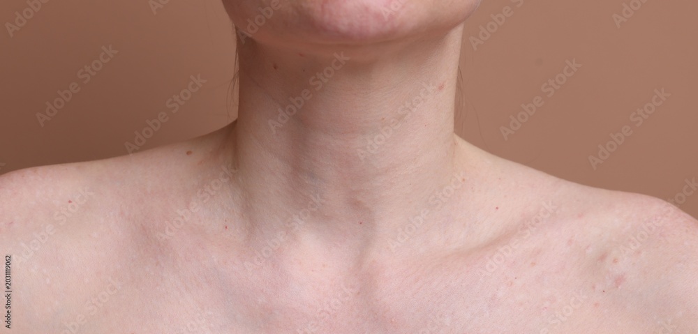 Naklejka premium Woman with beautiful skin on beige background, closeup