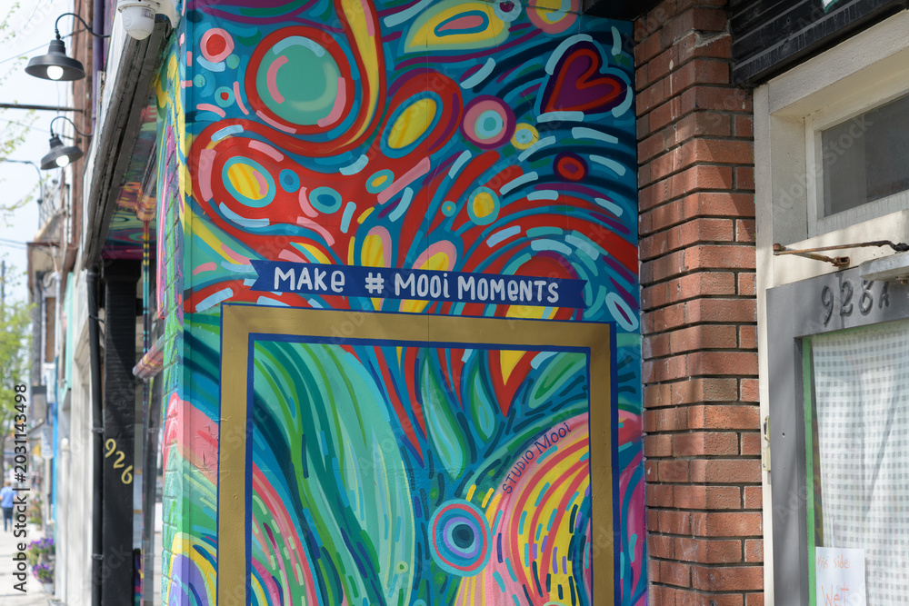 Naklejka premium mural outside Studio Mooi, an art studio, located at 926 Kingston Rd, Toronto