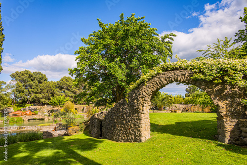 Φωτογραφία Le Jardin de Saint Adrien à Servian dans l'Hérault en France