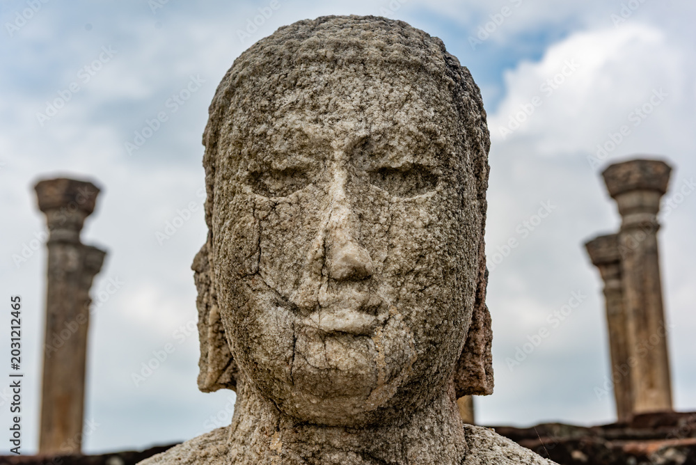 Obraz premium Ancient statue of Buddha, Sri Lanka