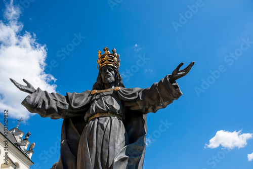 Tableau sur toile bronze statue of Christ the King at Jasna Gora, Poland