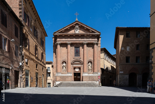 Foto Chiesa di San Cristoforo,  romanesque and neoclassical styled Catholic Church in