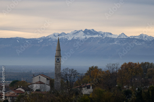 Tableau sur toile Il borgo di Fagagna è composto da sette antichi borghi ora uniti in un unico cen
