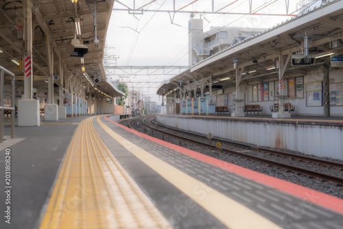 駅のホームの風景