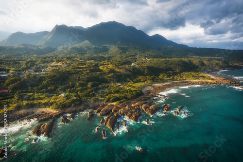 Foto Aerial view of eastern Yakushima Island, Kagoshima Prefecture, Japan; a World He