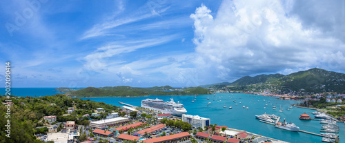 Εκτύπωση καμβά A wide panoramic high angle shot of Charlotte Amalie bay, the cruise ship dock,