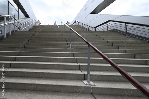 Cuadro en lienzo Wide shot of stairway with handrail