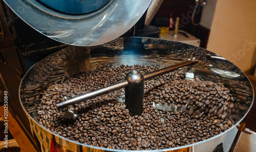 Bild auf Leinwand Selected coffee beans are roasted in production