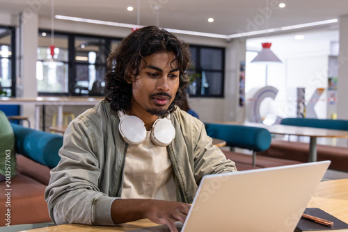 Programmers and CS students chuckling while reading short computer science jokes in online forum