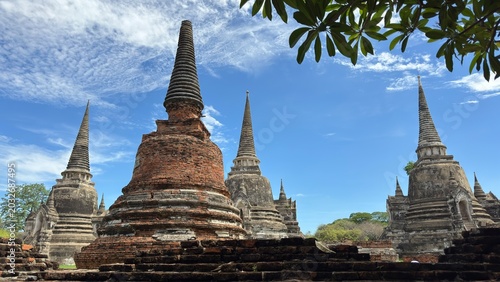 Quadro em tela wat phra si sanphet