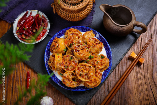 Spicy Lotus Root Slices with Chili Oil Dressing