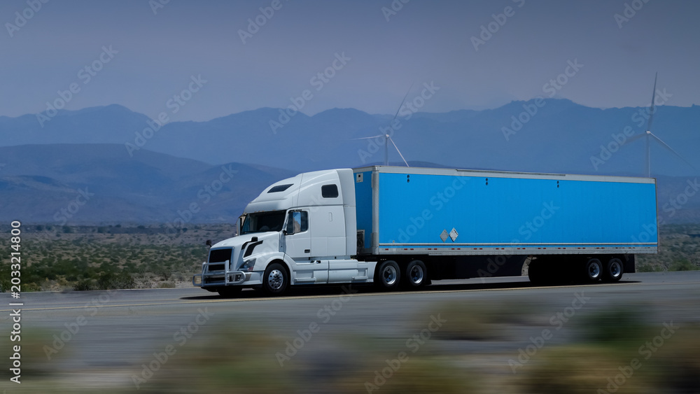 Obraz premium truck on highway