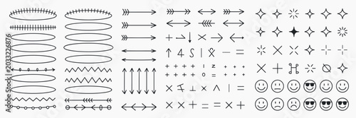 Tableau sur toile Set of hand drawn doodle including various oval frames arrow pointers mathematic