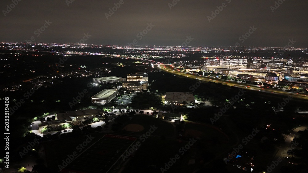 Fototapeta premium Night time view of city 