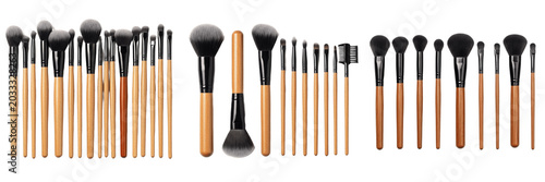 Foto Set and collection of professional makeup artist cosmetic brush kit essential beauty tools for face skin care application isolated on white transparent png background
