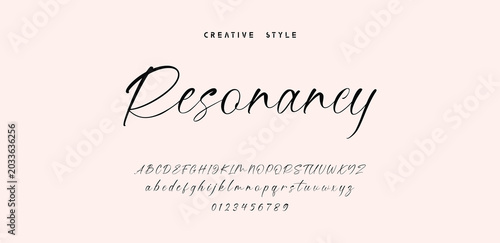 Resonance Font Creative Style