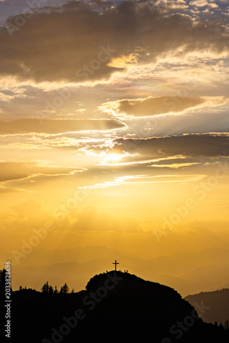 Sonnenuntergang Hochlantsch - Almenland - Oststeiermark - Gipfelkreuz