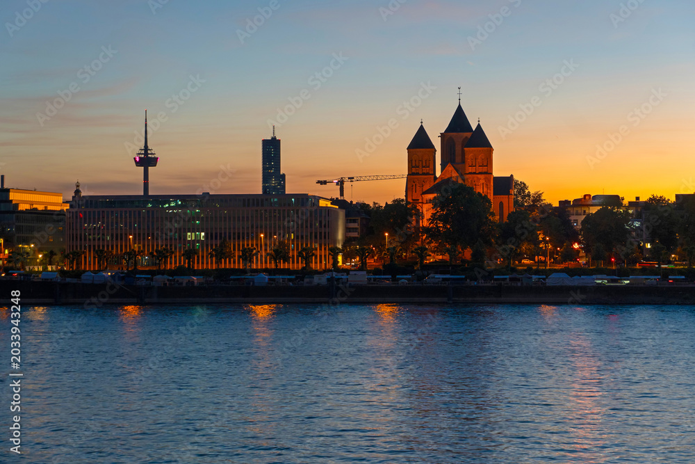 Obraz premium Kölner Rheinpanorama am Abend