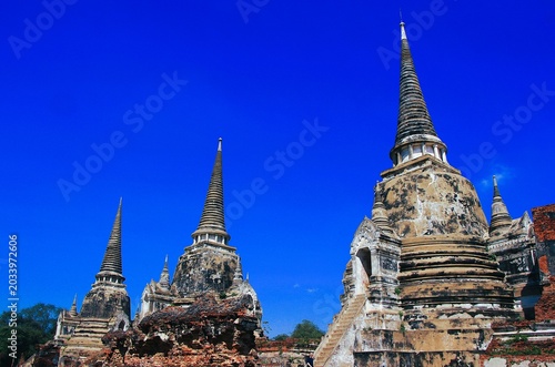 Photos Three Ancient Buddhist Chedis at Wat Phra Si Sanphet, Ayutthaya Historical Park