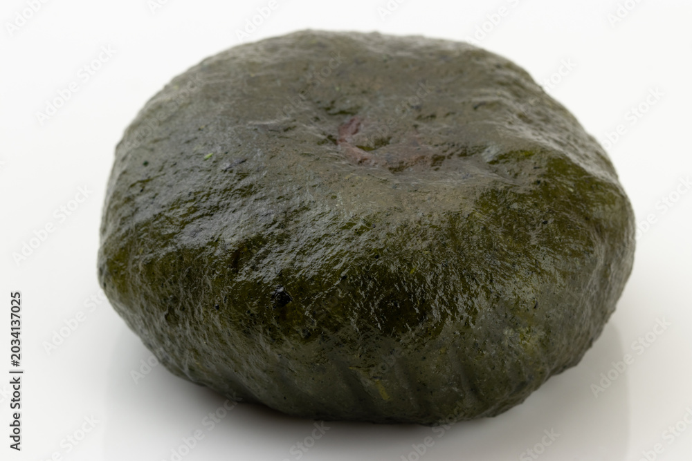 Fototapeta premium Chinese Southern Qingming Festival Food Glutinous Rice and Mugwort Leaf Green Dumpling