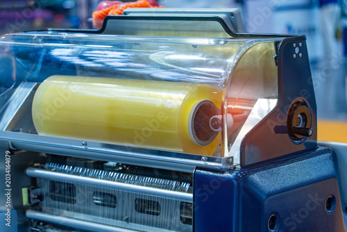 Bild auf Leinwand roll of plastic sheet for manufacturing process