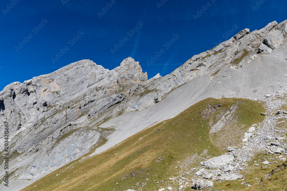 Obraz premium Mountain scenery in the Aravis Massif under a blue sky, French Alps, Haute-Savoie