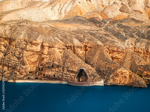 Foto Tiantishan Grottoes in Wuwei, Gansu Province, China