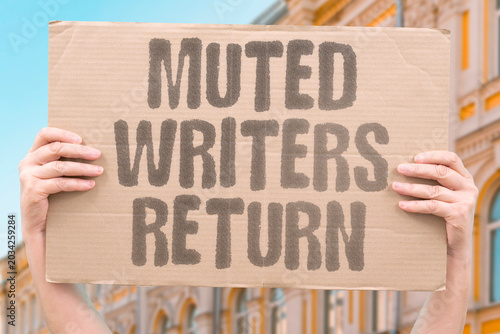 Schilderij op canvas "Muted Writers Return" Silenced ideas resurface years later