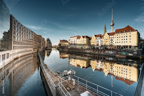 Bild auf Leinwand Berlin Spree River Reflection with Fernsehturm and Berliner Dom, Germany